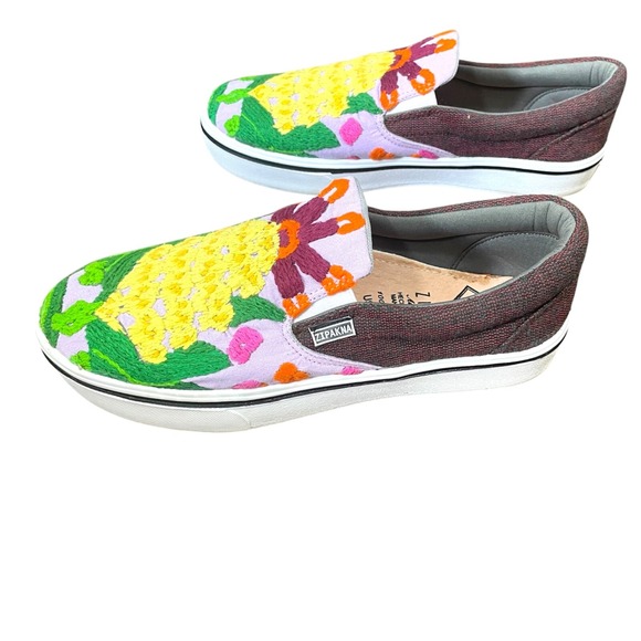 ZIPAK NÀ Floral Embroidered Loafer Shoes Handmade‎ Mexican Size 9 - Picture 1 of 7